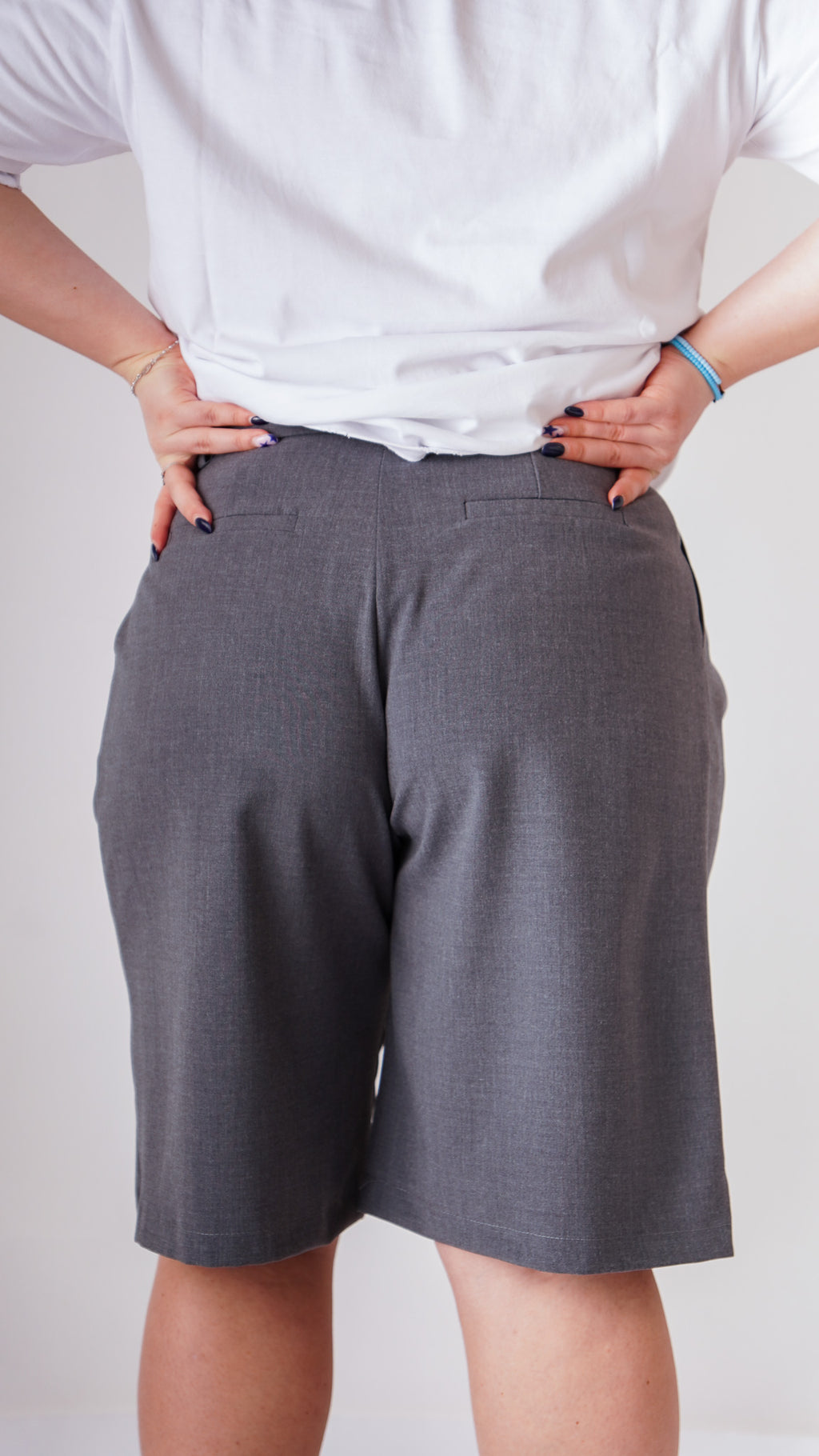 Bermuda Annika Grigio